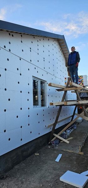 Zugrav, glet 10 lei, lavabil 5 lei mp